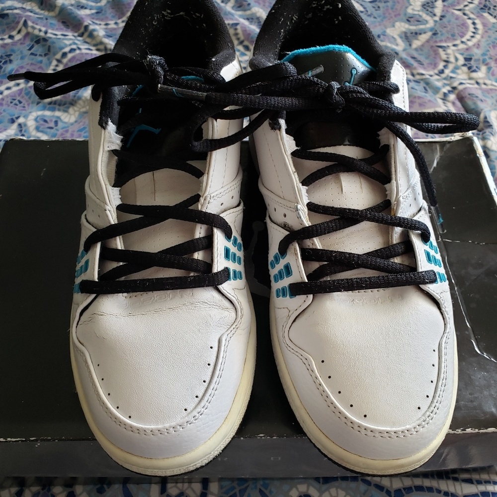 Women Jordan 1 Flight Low